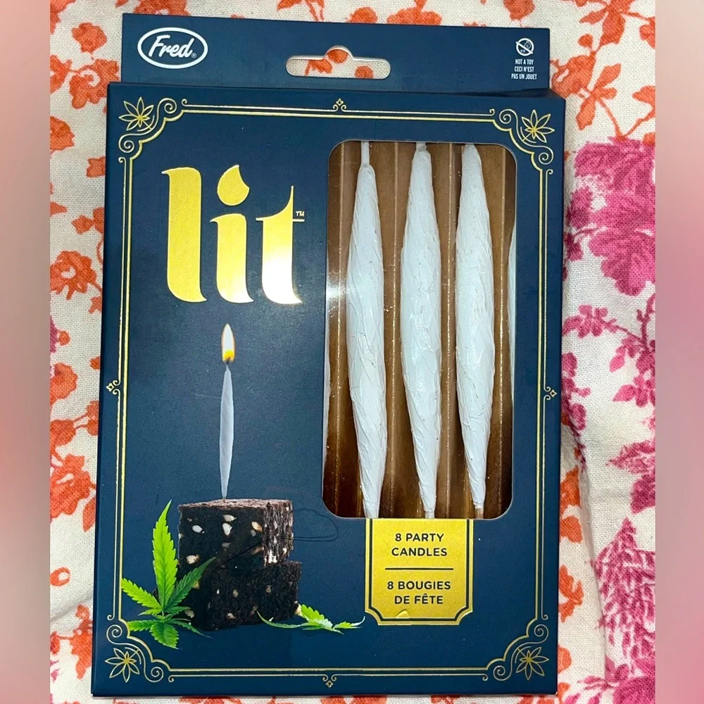 Fred Lit Party Cake Candles 8 Count NEW NWT NIB